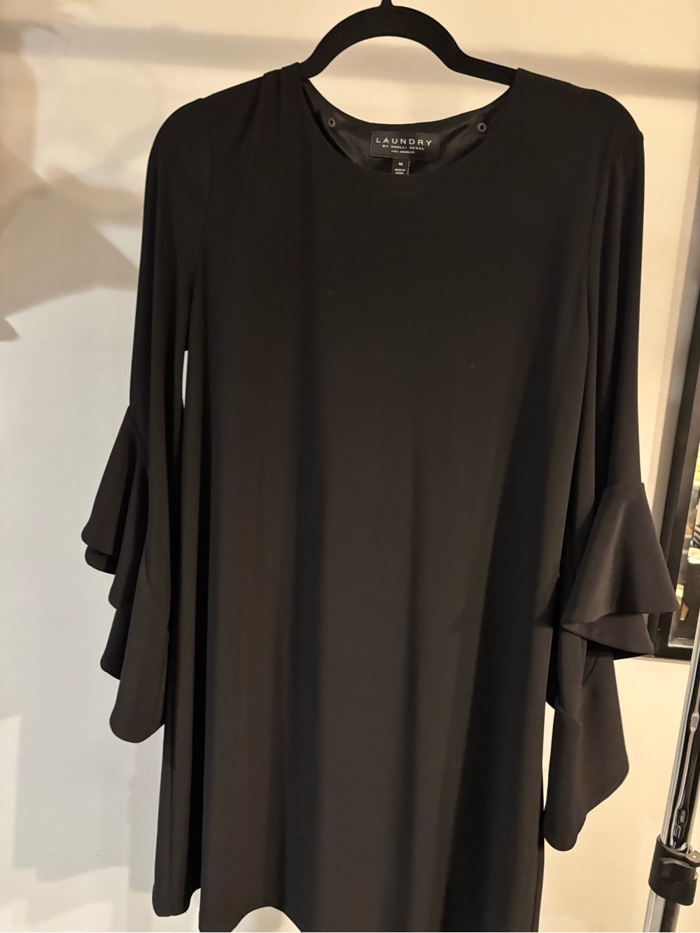 $380 Laundry Women's Black Stretch Crew-Neck Bell Sleeve Shift Dress Size Medium